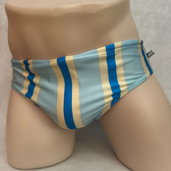 Aussiebum Striped Swim Briefs 32-38" waist Gently worn Nylon / spandex - Picture 4 of 4